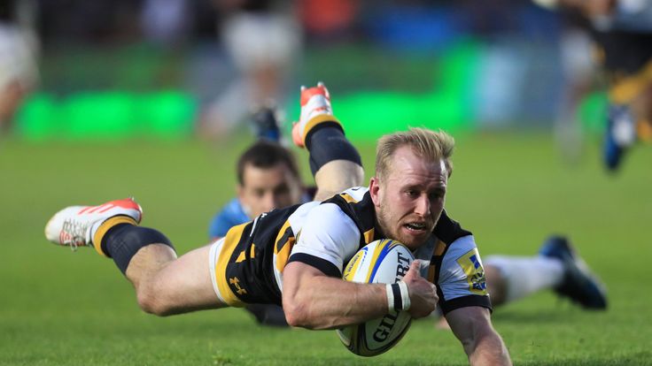 Dan Robson goes over for a try against Harlequins