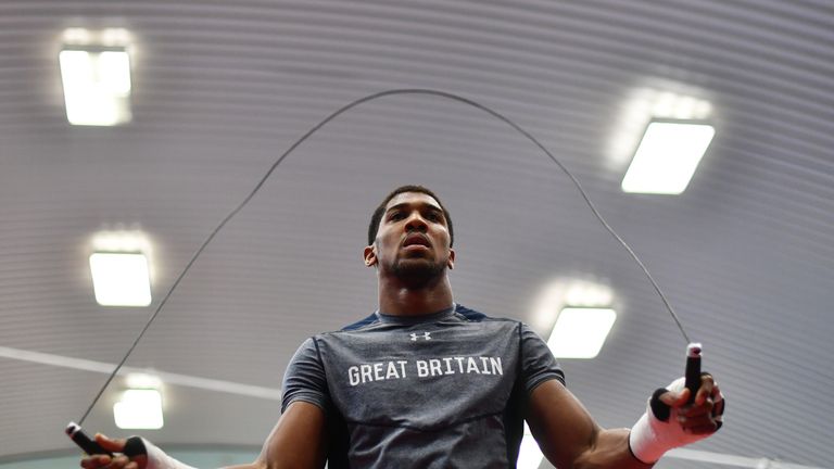 SHEFFIELD, ENGLAND - APRIL 19:  Anthony Joshua skips during the media workout at EIS Sheffield on April 19, 2017 in Sheffield, England.  (Photo by Dan Mull