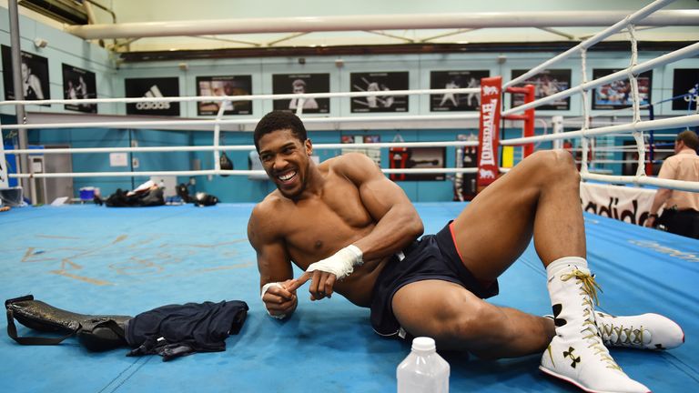 SHEFFIELD, ENGLAND - APRIL 19:  Anthony Joshua takes a break during the media workout at EIS Sheffield on April 19, 2017 in Sheffield, England.  (Photo by 