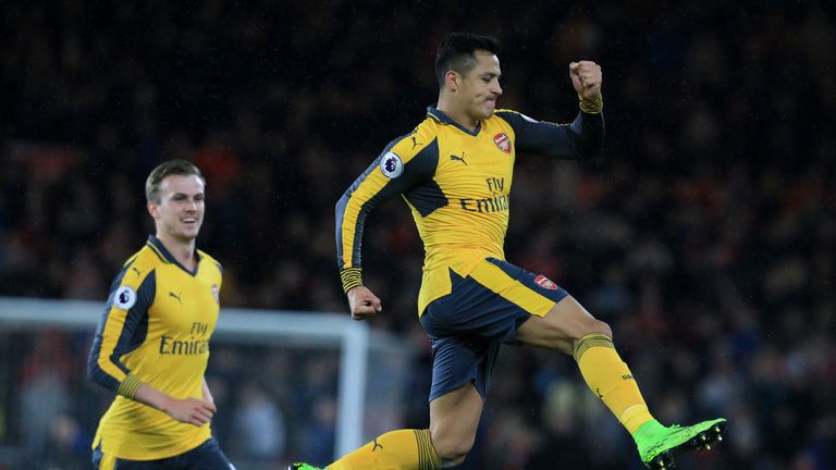 Arsenal's Chilean striker Alexis Sanchez celebrates scoring his team's first goal during the English Premier League football match between Middlesbrough an