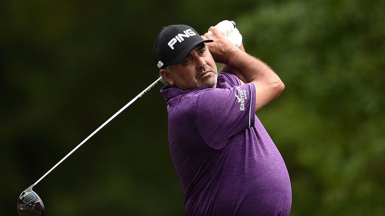 HUMBLE, TX - APRIL 01:  Angel Cabrera of Argentina hits his tee shot on the second hole during the third round of the Shell Houston Open at the Golf Club o
