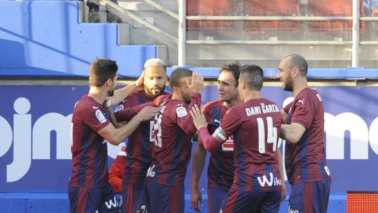 Bebe mobbed after opening the scoring for Eibar against Las Palmas