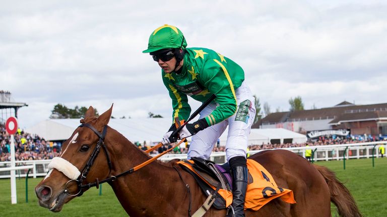 Chesterfield ridden by Daniel Sansom wins The QTS Scottish Champion Hurdle Race during Coral Scottish Grand National Day at Ayr Racecourse. PRESS ASSOCIATI
