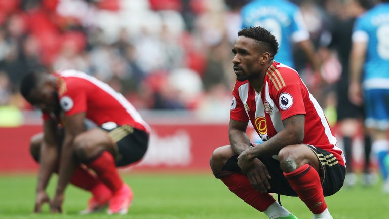 Jermain Defoe of Sunderland looks dejected during the Premier League match between Sunderland and AFC Bournemouth