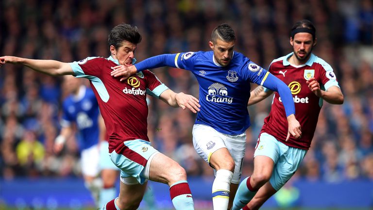 Joey Barton challenges Kevin Mirallas at Goodison Park