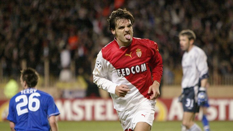 Fernando Morientes of Monacoscores celebrates scoring the 2nd goal during the Champions League Semi Final first leg match between AS Monaco and Chelsea