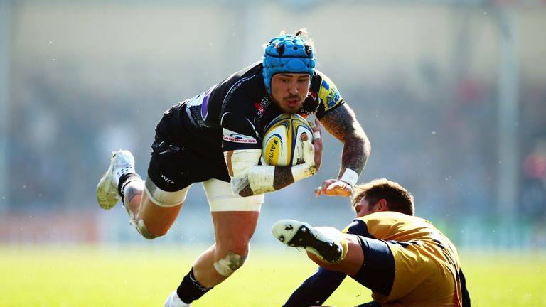 Jack Nowell evading the clutches of Bristol's Gavin Henson