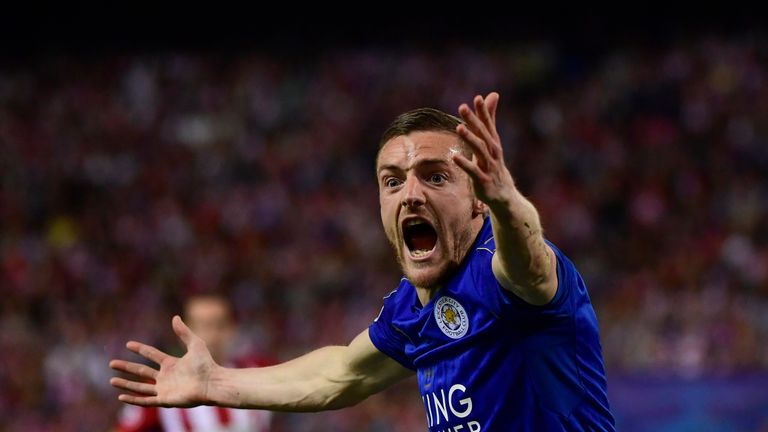 Jamie Vardy contests a decision against Atletico Madrid