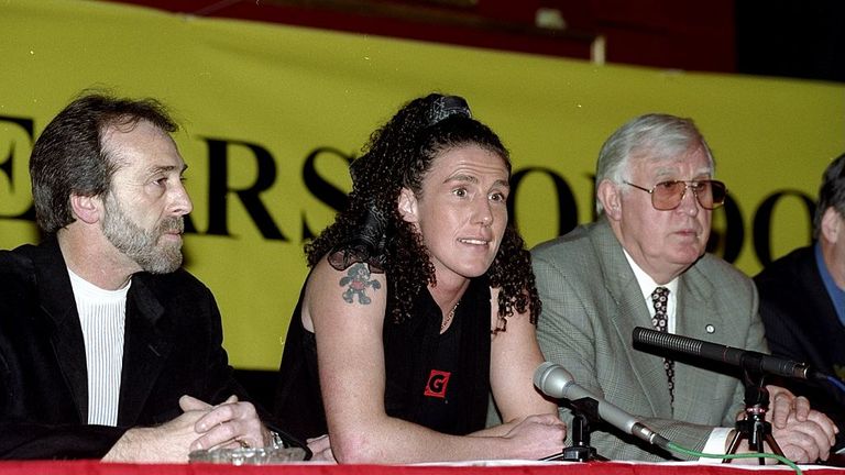 11 Nov 1998:  WIBF Welterweight Champion Jane Couch the "Fleetwood Assassin" during a press conference at Caesars in London. 