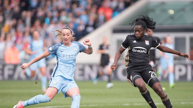 Kosovare Asllani equalises for City 