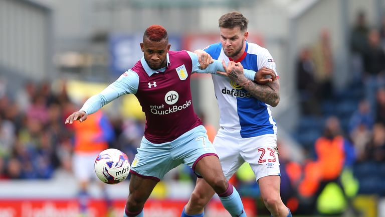 Leandro Bacuna of Aston Villa and Danny Guthrie of Blackburn Rovers 