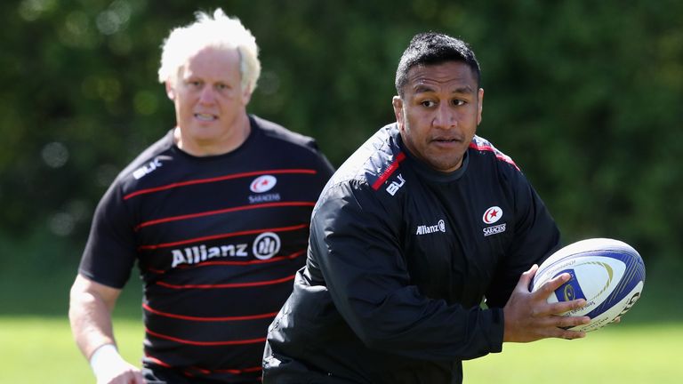 ST ALBANS, ENGLAND - APRIL 18:  Mako Vunipola runs with the ball during the Saracens training session on April 18, 2017 in St Albans, England.  (Photo by D