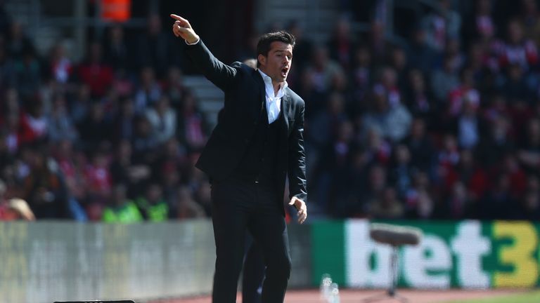 SOUTHAMPTON, ENGLAND - APRIL 29: Marco Silva, Manager of Hull City gives instructions during the Premier League match between Southampton and Hull City at 