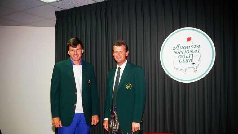 Nick Faldo (l) with Sandy Lyle after the final round of the Masters, at The Augusta National Golf Club on April 9, 1989. 