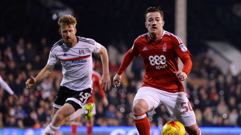 LONDON, ENGLAND - FEBRUARY 14: Ross McCormack of Nottingham Forest and Tim Ream of Fulham in action during the Sky Bet Championship match between Fulham an