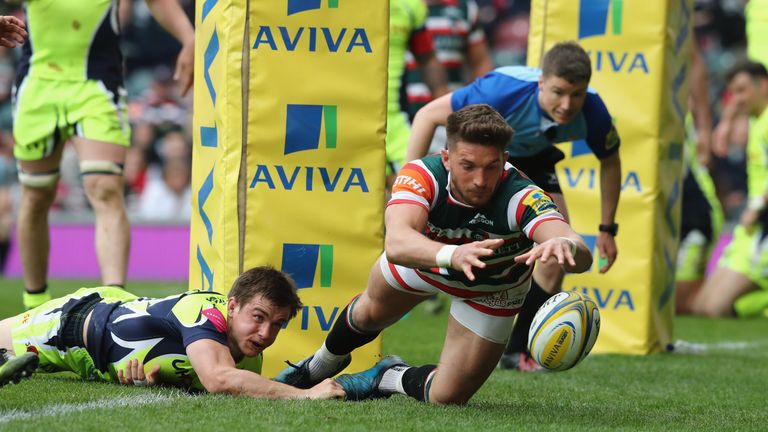 Owen Williams scores Leicester's third try