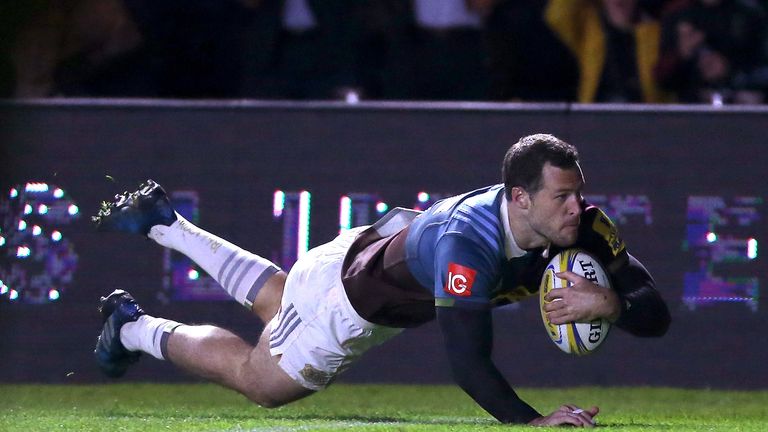 Tim Visser scores Harlequins' first try against Wasps