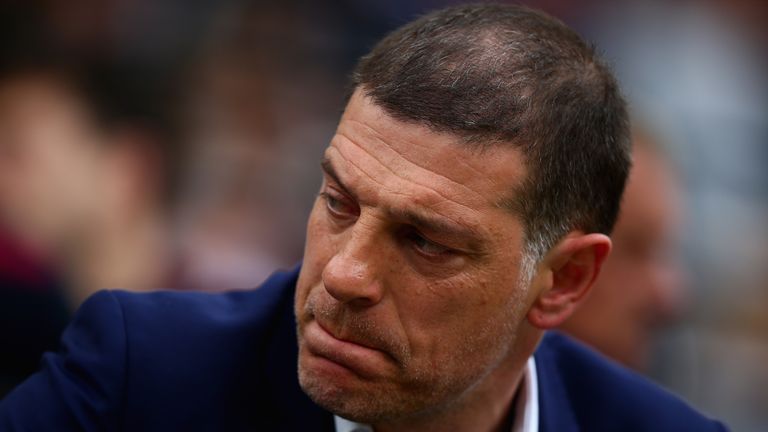 STRATFORD, ENGLAND - APRIL 22:  Slaven Bilic, Manager of West Ham United looks on  during the Premier League match between West Ham United and Everton at t