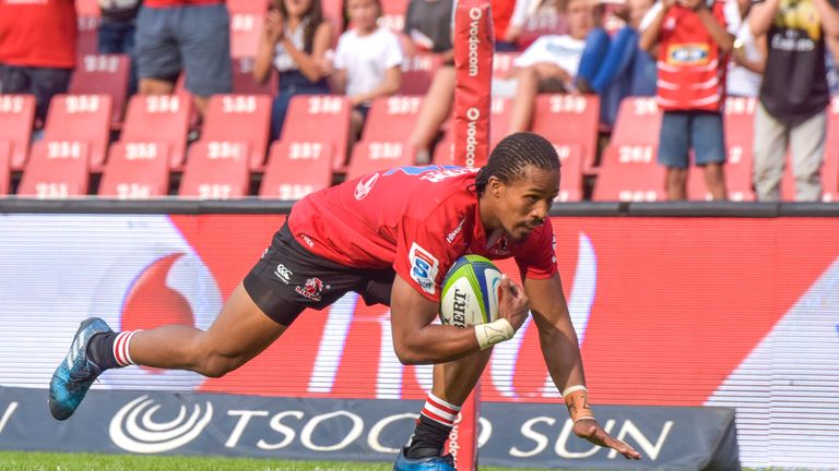 Sylvian Mahuza settled any Lions nerves with a late try to seal victory