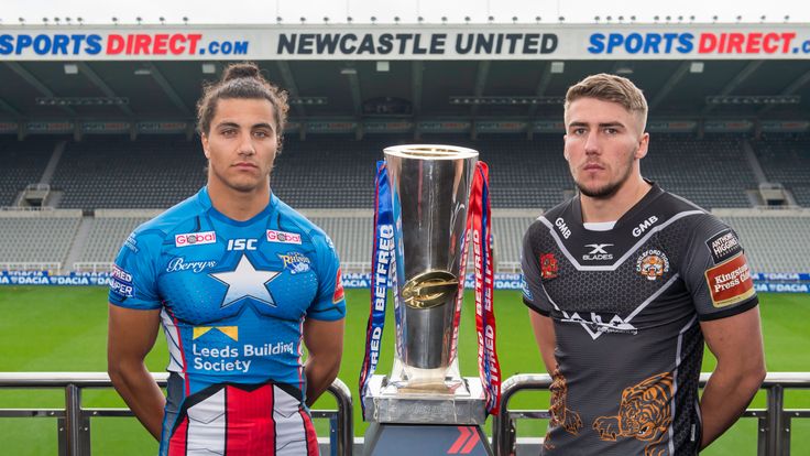 Leeds' Ashton Golding and Castleford's Glen Minikin with the Betfred Super League trophy ahead of their Magic Weekend game