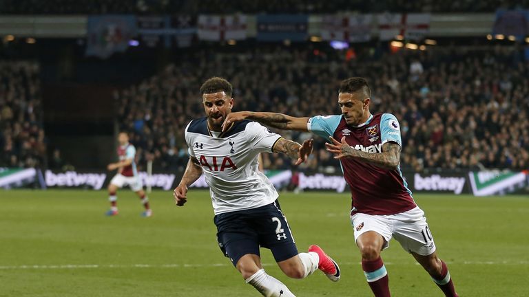 Tottenham Hotspur defender Kyle Walker vies with West Ham United's Manuel Lanzini during a Premier League in May 2017