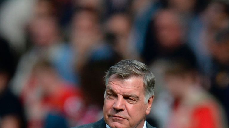 Crystal Palace's English manager Sam Allardyce leaves the pitch at the end of the English Premier League football match between Manchester United and Cyrst