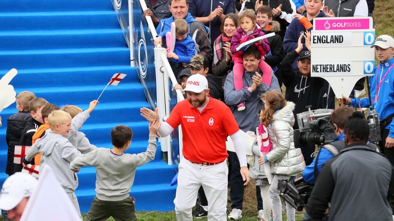 Andy Sullivan enjoyed the fan support on the opening day of GolfSixes