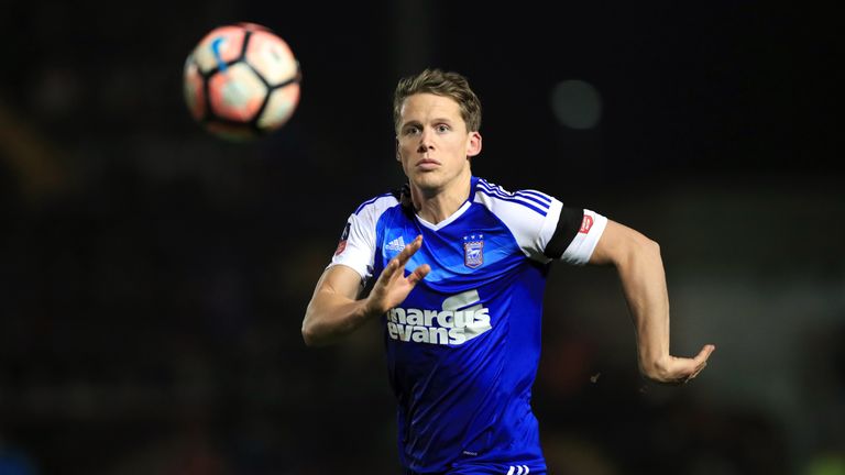 Christophe Berra is rejoining Hearts on a three-year deal
