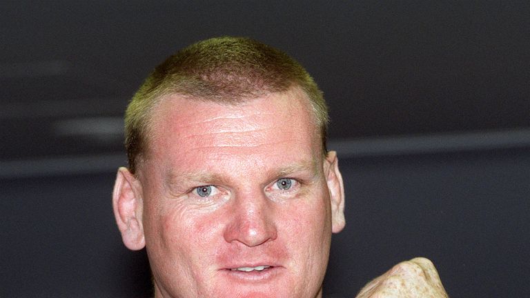 AUCKLAND - MARCH 28 2001:  Dean Lonergan at the Ellerslie Convention Centre before the charity boxing tournament, the 'Yellow Ribbon Fight for Life'