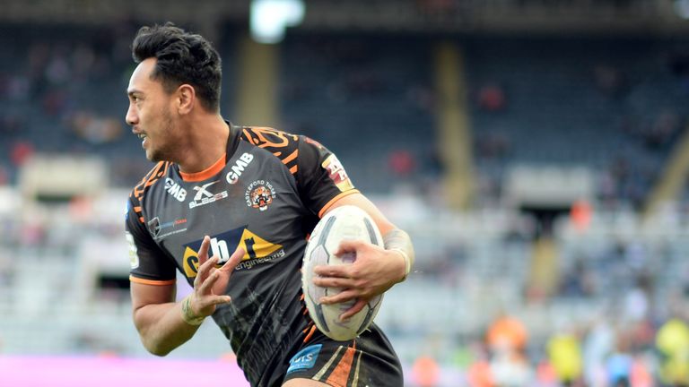 NEWCASTLE UPON TYNE, ENGLAND - MAY 31:  Denny Solomona of Castleford Tigers during the Super League match between Castleford Tigers and Wakefield Trinity W