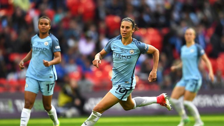 Carli Lloyd in action during the SSE Women's FA Cup Final between Birmingham City Ladies and Manchester City Women