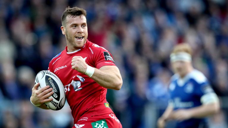 Leinster vs Scarlets.Scarlets' Gareth Davies celebrates on his way to scoring their third try of the game .Mandatory Credit ..INPHO/Ryan Byrne