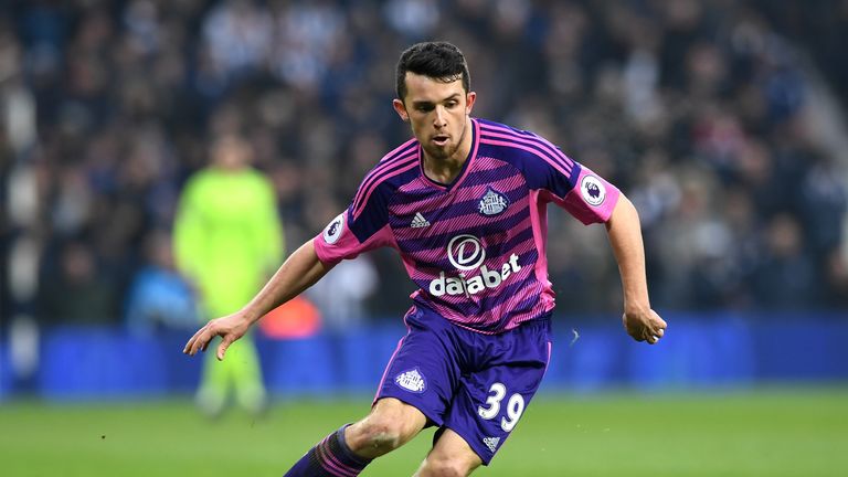 WEST BROMWICH, ENGLAND - JANUARY 21:  George Honeyman of Sunderland in action during the Premier League match between West Bromwich Albion and Sunderland a