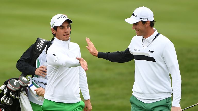 Italy pair Matteo Manassero and Renato Paratore snatched a quarter-final place at the expense of Sweden