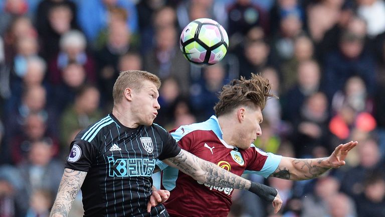 James McClean and Jeff Hendrick compete for the ball at Turf Moor