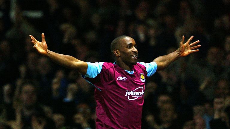 LONDON - OCTOBER 22:  Jermain Defoe  of West Ham United celebrates his goal during the Nationwide first division match between West Ham United and Nottingh