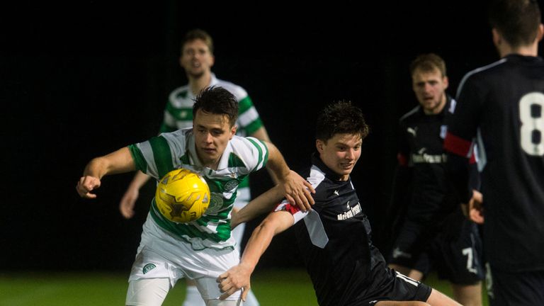 21/02/17 SPFL DEVELOPMENT LEAGUE . CELTIC U20 V DUNDEE U20 (1-0) . LENNOXTOWN - GLASGOW . Celtic's Josh Kerr in action against Dundee's Mark Smith