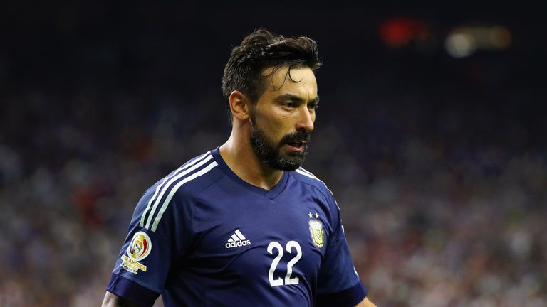 HOUSTON, TX - JUNE 21:  Ezequiel Lavezzi #22 of Argentina reacts in the first half against the United States during a 2016 Copa America Centenario Semifina