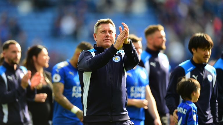 LEICESTER, ENGLAND - MAY 21:  Craig Shakespeare, manager of Leicester City applauds the fans at the end of the Premier League match between Leicester City 