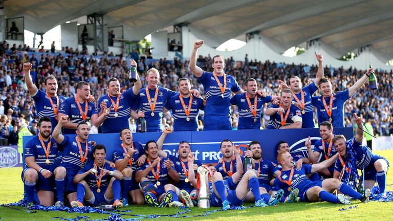 RaboDirect PRO12 Final 31/5/2014.Leinster vs Glasgow Warriors.The Leinster team celebrate.Mandatory Credit ..INPHO/James Crombie