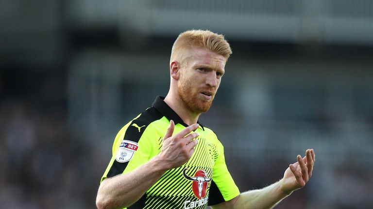 LONDON, ENGLAND - MAY 13: Paul McShane of Reading reacts during the Sky Bet Championship Play off semi final 1st leg match between Fulham and Reading at Cr