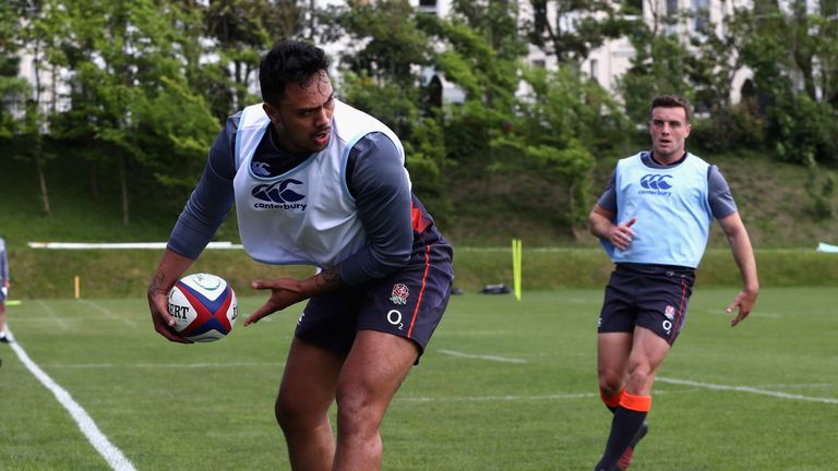 Denny Solomona during England training