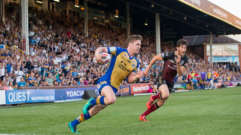 Warrington's Stefan Ratchford can't prevent Matt Parcell from scoring a try