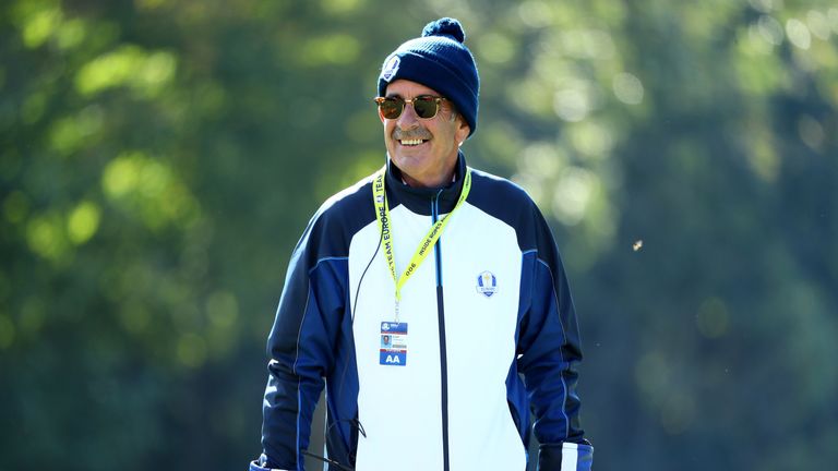 CHASKA, MN - SEPTEMBER 27: Vice-captain Sam Torrance looks on as players practice prior to the 2016 Ryder Cup at Hazeltine National Golf Club on September 