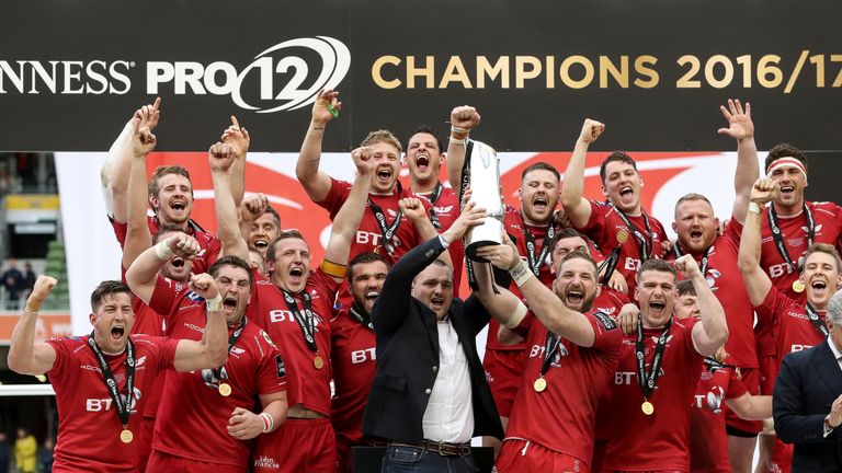 Scarlets celebrate after lifting the PRO12 trophy in Dublin