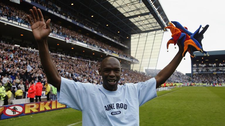 Shaun Goater at Maine Road farewell 