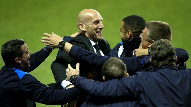 Jaap Stam celebrates after making Wembley 