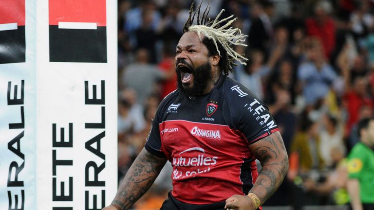 RC Toulon's French centre Mathieu Bastareaud celebrates after winning the French Top 14 rugby union match between RC Toulon and La Rochelle, on May 26, 201