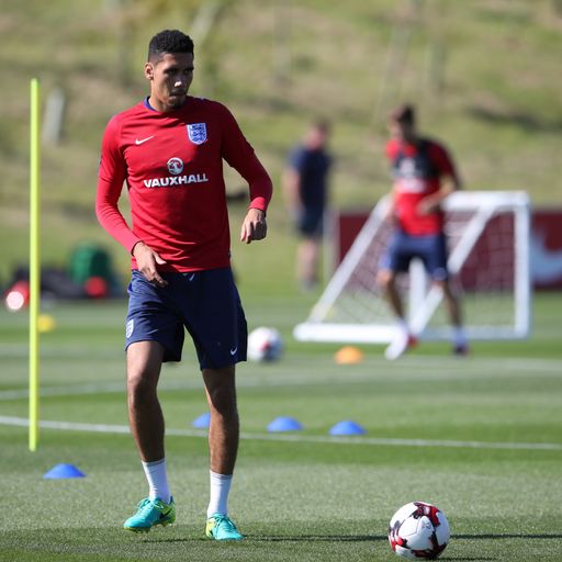 Southgate questions Smalling's passing ability