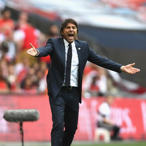 Carragher expects Conte exit